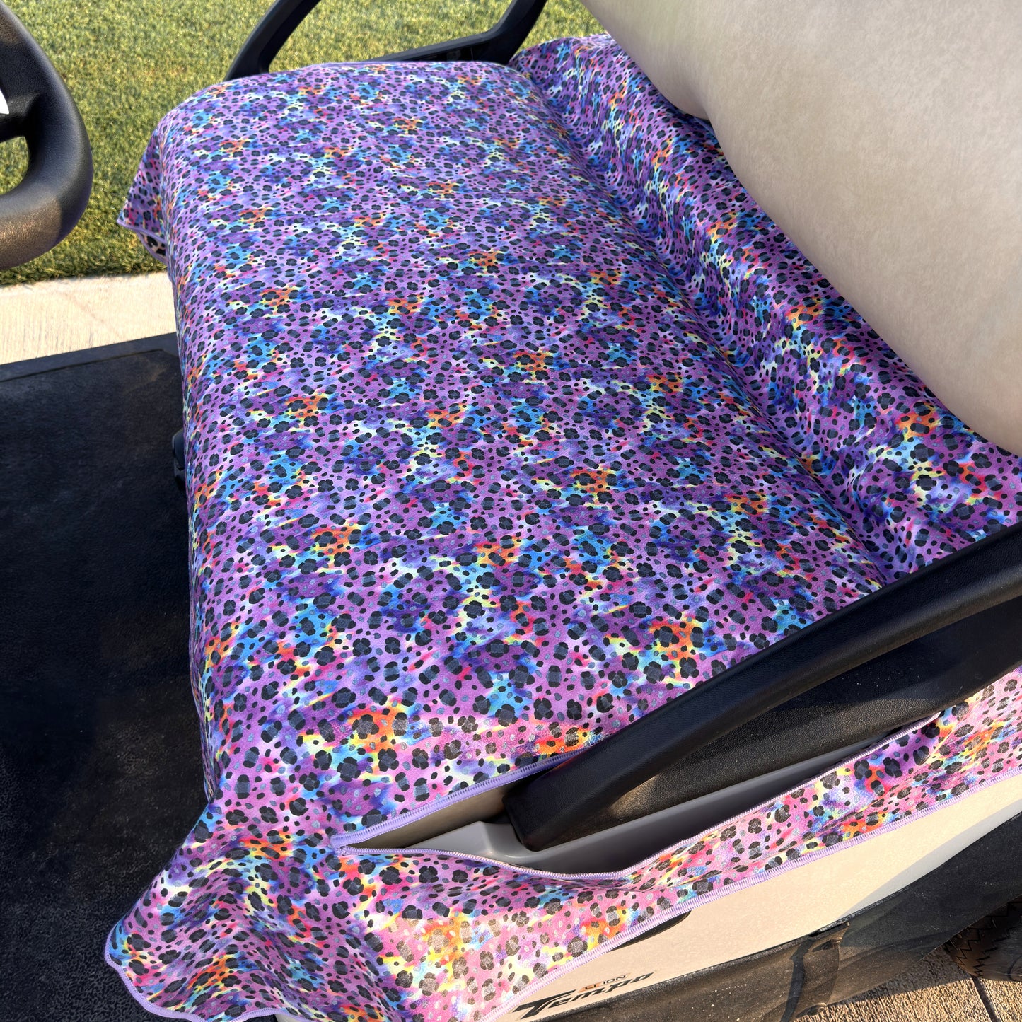 **AVAILABLE 10/1 ** Golf Cart Seat Cover - Jungle Fairway